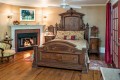 The Carriage House 04