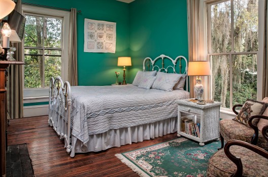 Heather room 01
